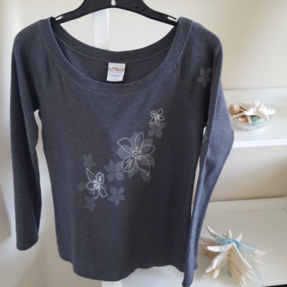 Crazy Shirts Long Sleeve T-Shirt 🌺